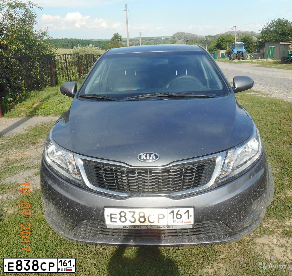 Фото автомобиля KIA RIO, 2012 — госномер В581ВН750. Цвет: Белый