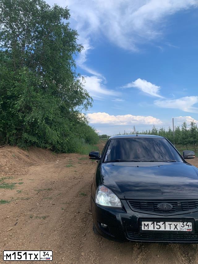 Фото автомобиля LADA 2170 PRIORA, 2008 — госномер М151ТХ34. Цвет: ТЕМНО ЗЕЛЕНЫЙ