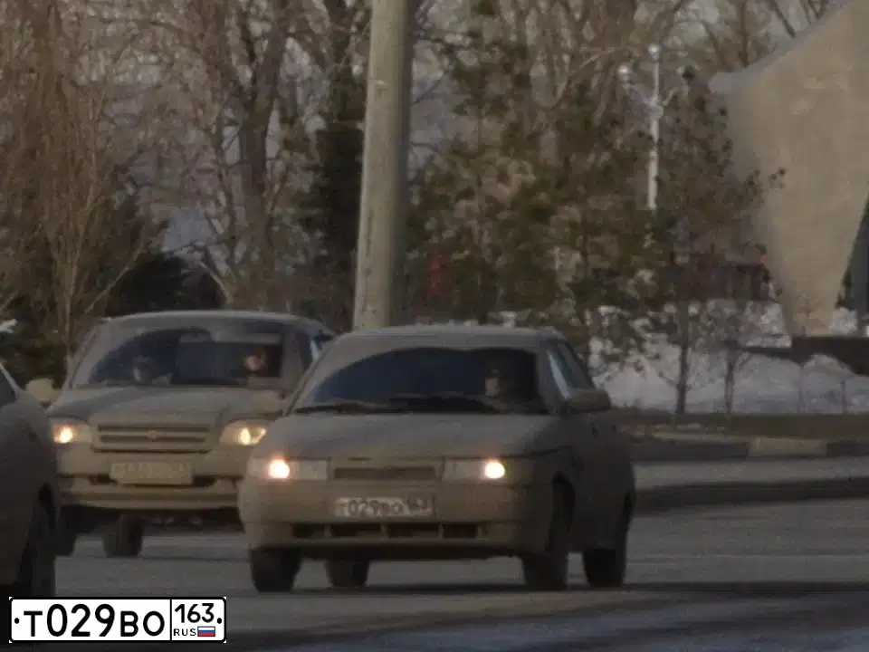 Фото автомобиля LADA 2112, 2007 — госномер А507ХТ82. Цвет: СЕРО-ЗЕЛЕНЫЙ МЕТАЛЛИК