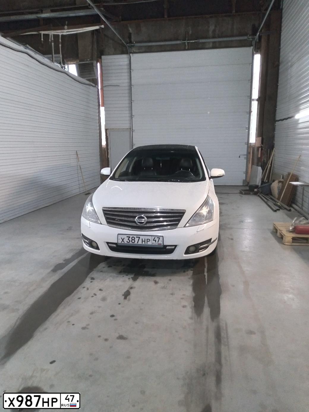 Фото автомобиля HYUNDAI ELANTRA, 2005 — госномер Х987НР47. Цвет: ЧЕРНЫЙ