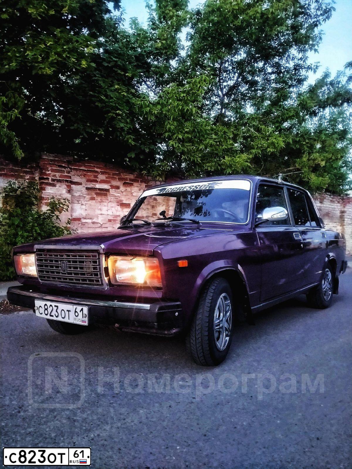 Фото автомобиля LADA 2107, 2004 — госномер С823ОТ61. Цвет: ФИОЛЕТОВЫЙ