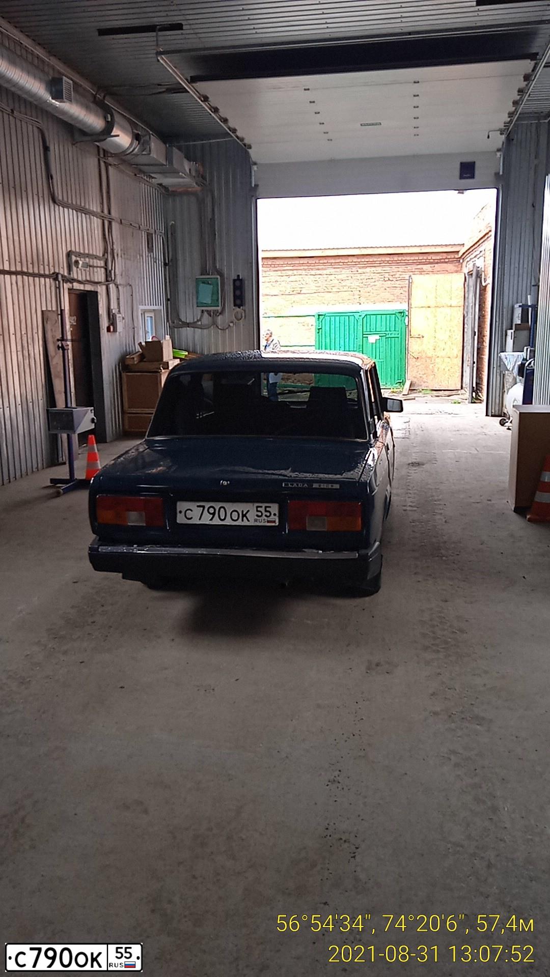 Фото автомобиля LADA 2105, 2009 — госномер С790ОК55. Цвет: Темно-зеленый