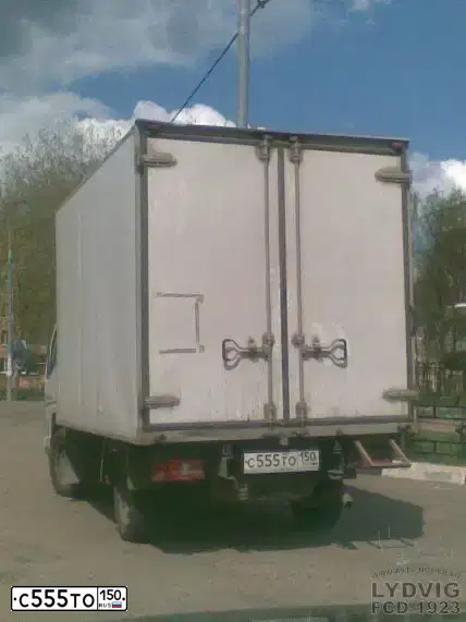 Фото автомобиля LANDWIND JIANGLING - JMC JMC CARRYING, 2007 — госномер С555ТО150. Цвет: БЕЛЫЙ