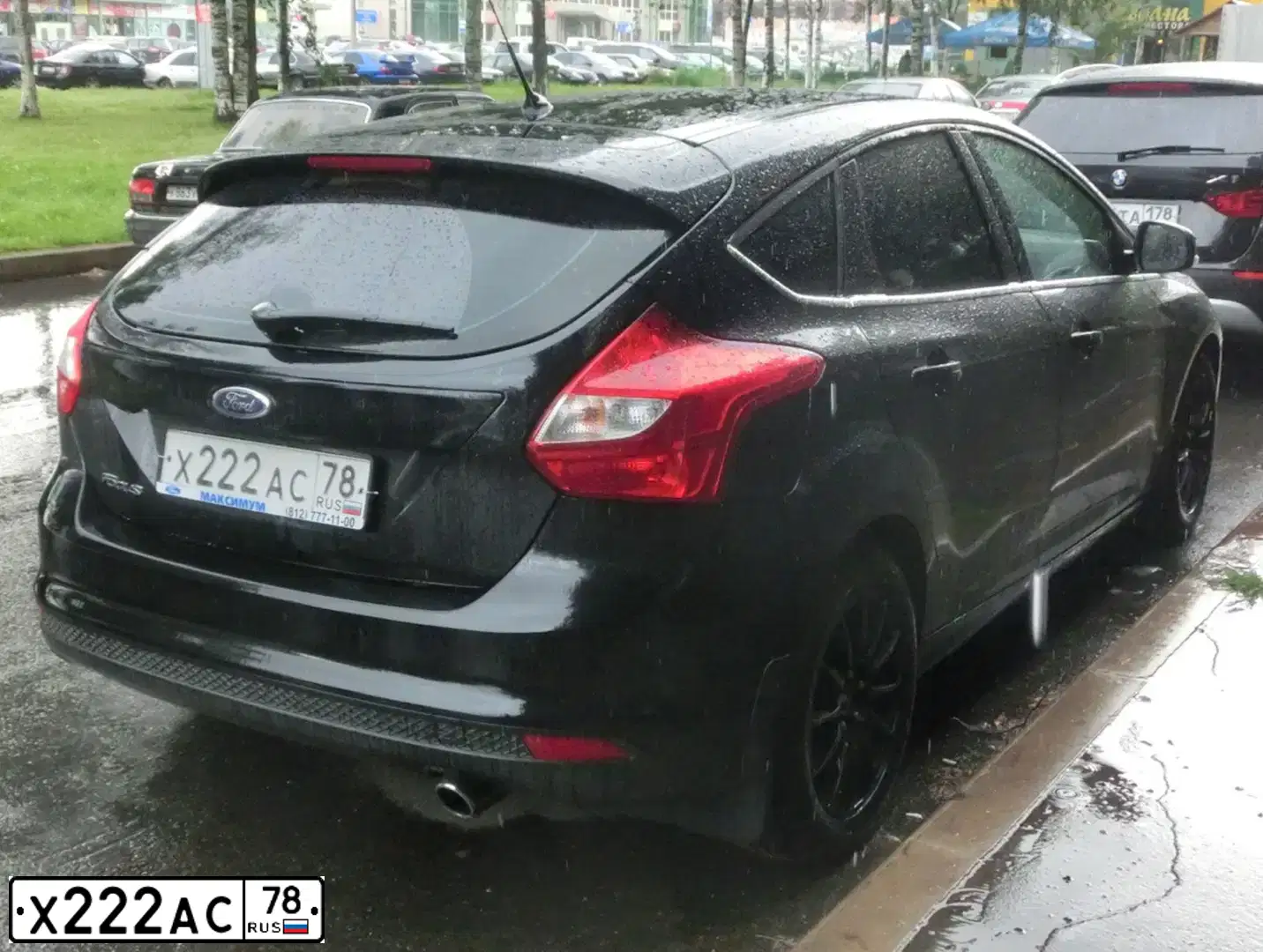 Фото автомобиля MERCEDES E-KLASSE, 2000 — госномер У008МТ47. Цвет: СЕРЕБРИСТЫЙ