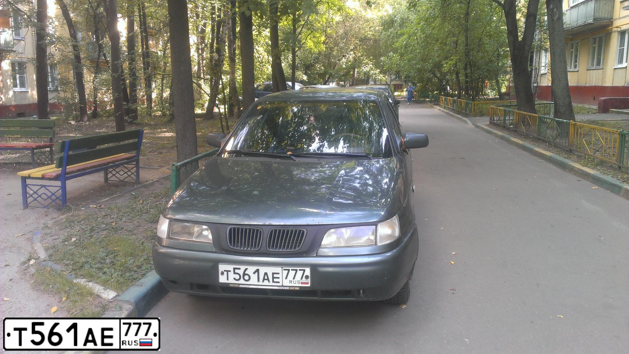 Фото автомобиля LADA 2112, 2006 — госномер А111ОР150. Цвет: ЗЕЛЕНЫЙ