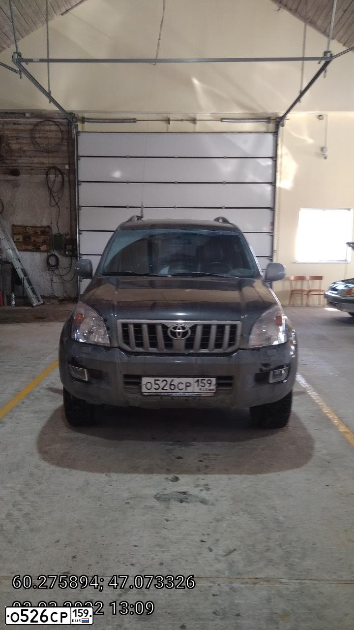 Фото автомобиля TOYOTA LANDCRUISER, 2008 — госномер В055ВВ159. Цвет: ЧЕРНЫЙ