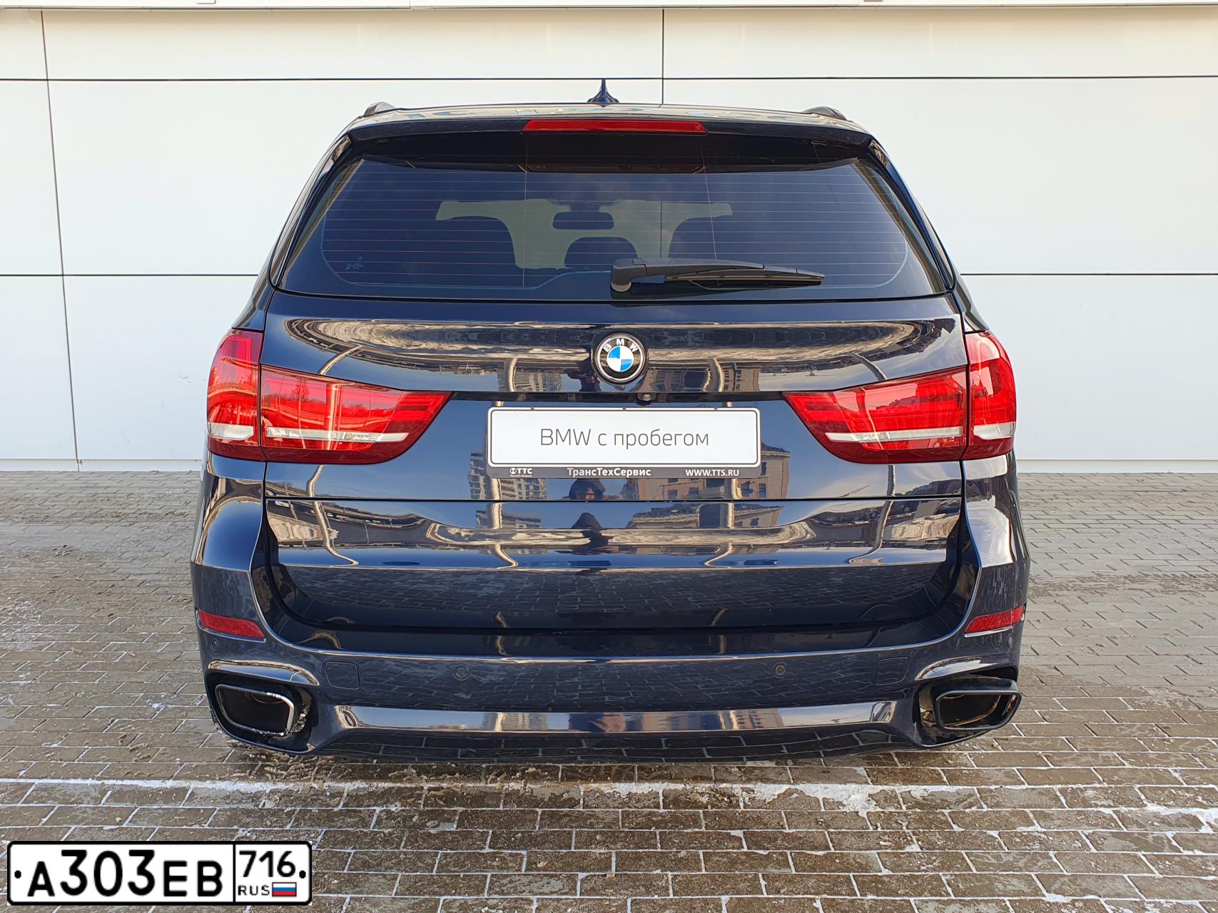 Фото автомобиля BMW X5, 2017 — госномер Е111СВ12. Цвет: ЧЕРНЫЙ