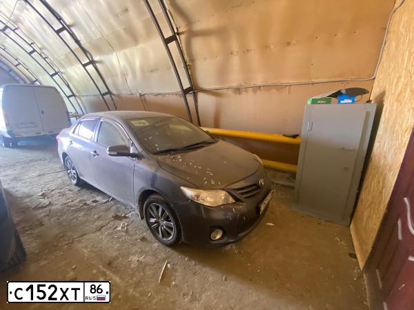 Фото автомобиля TOYOTA COROLLA, 2012 — госномер С152ХТ86. Цвет: СЕРЫЙ