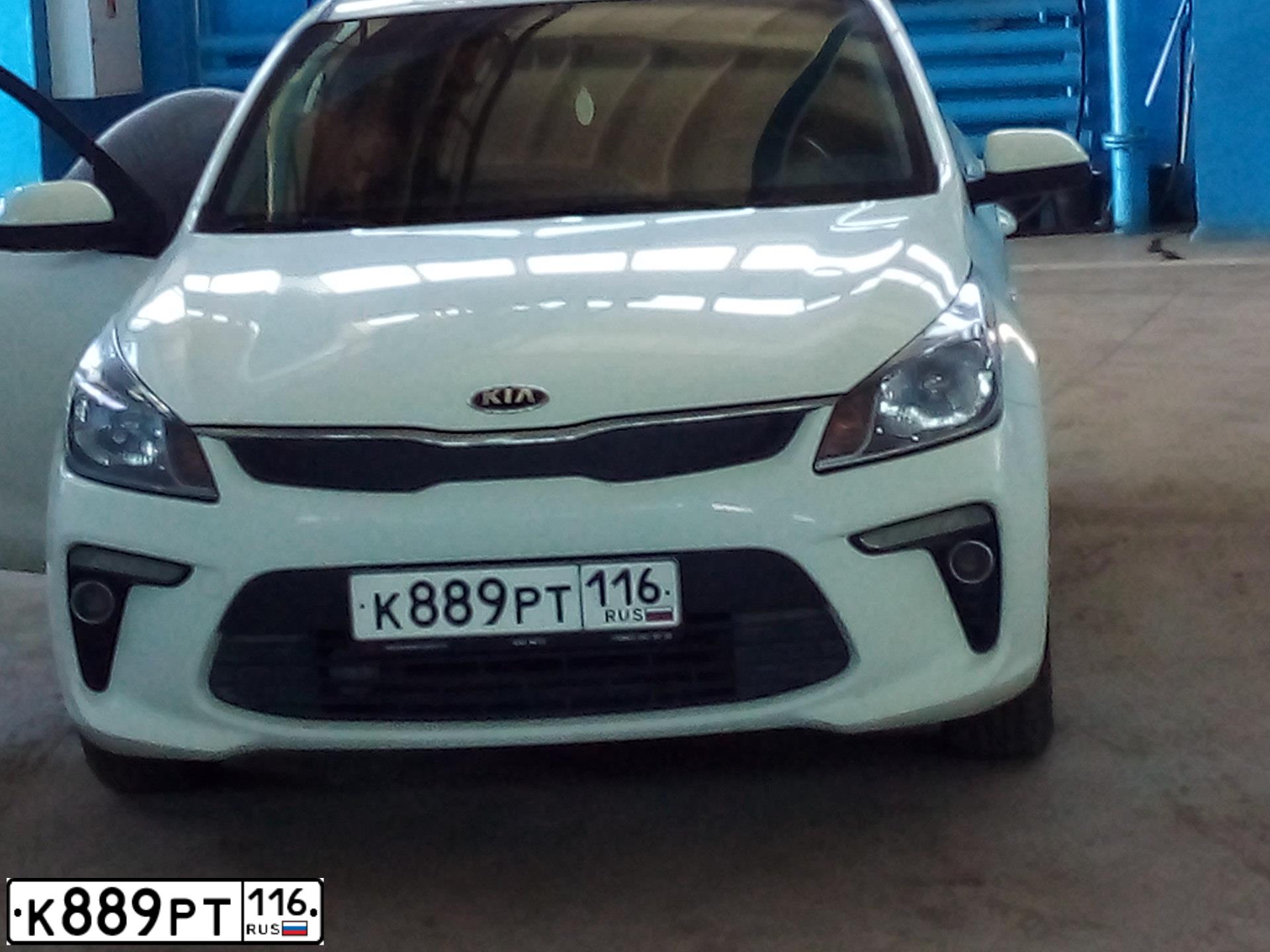Фото автомобиля SUBARU IMPREZA, 2008 — госномер К889РТ116. Цвет: ЧЕРНЫЙ