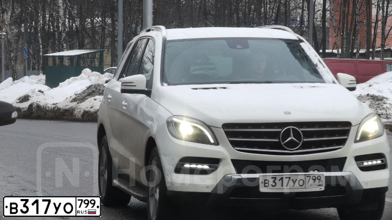 Фото автомобиля МЕРСЕДЕС-БЕНЦ ML 350 BLUETEC 4MATIC, 2014 — госномер К851ЕС702. Цвет: Белый