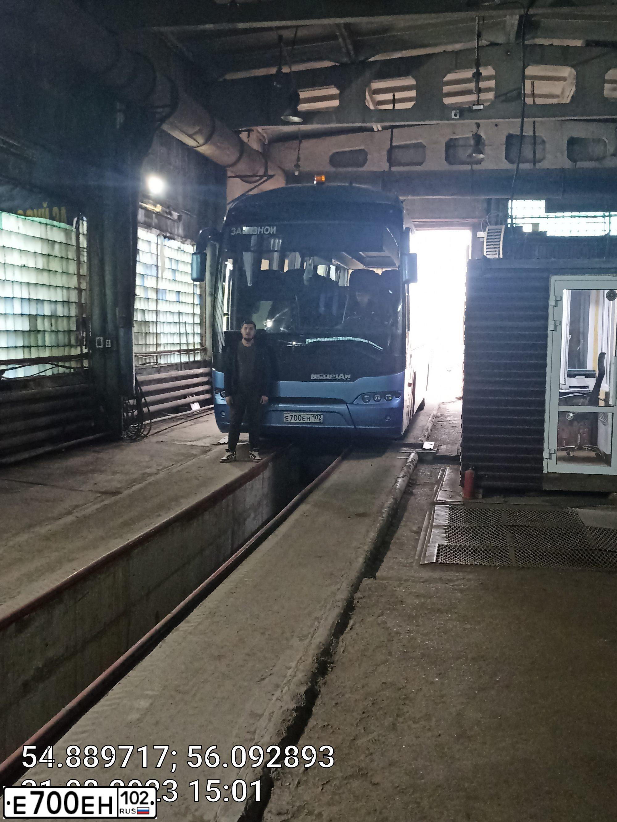 Фото автомобиля MERCEDES SPRINTER, 2014 — госномер А066ВТ702. Цвет: БЕЛЫЙ