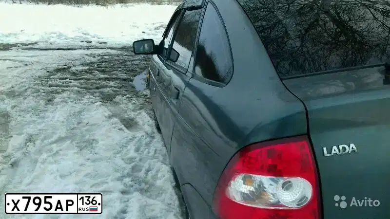 Фото автомобиля LADA 2172 PRIORA, 2008 — госномер К495МУ136. Цвет: СЕРО-СИНЕ ЗЕЛЕНЫЙ