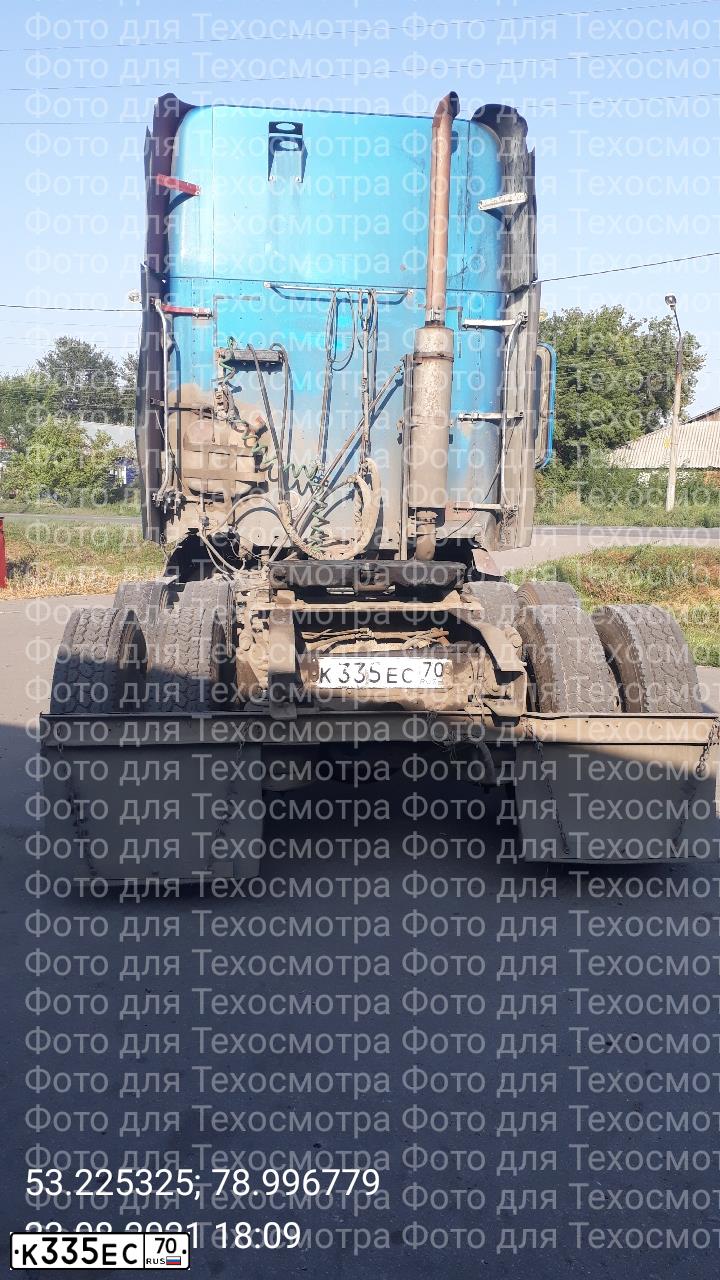 Фото автомобиля FREIGHTLINER COLUMBIA, 2003 — госномер В654ХВ70. Цвет: СИНИЙ