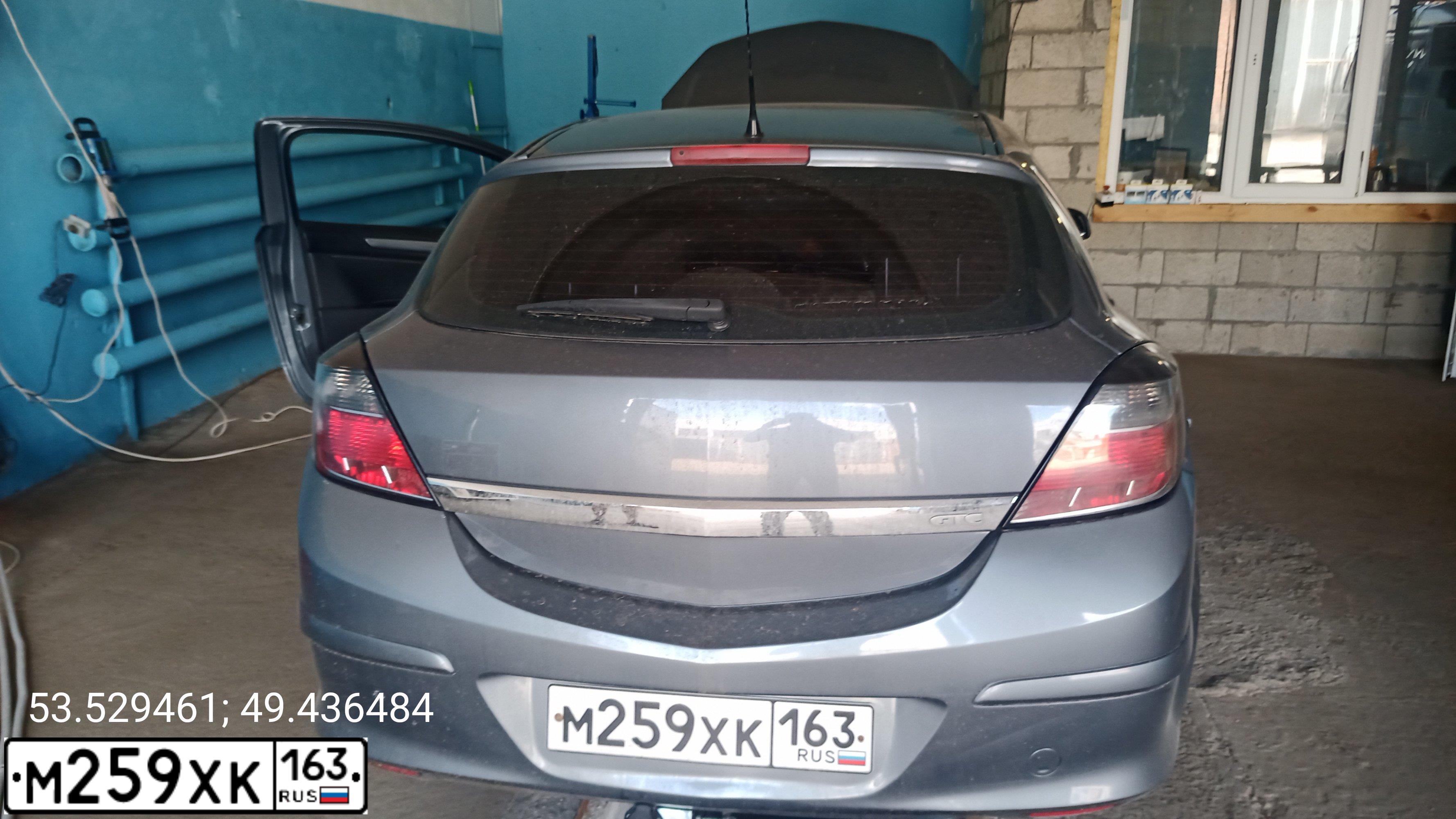 Фото автомобиля OPEL ASTRA, 2007 — госномер Х334ТА73. Цвет: СЕРЫЙ