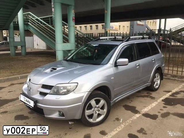 Фото автомобиля MERCEDES-BENZ E250, 2014 — госномер Р717АЕ250. Цвет: ЧЕРНЫЙ