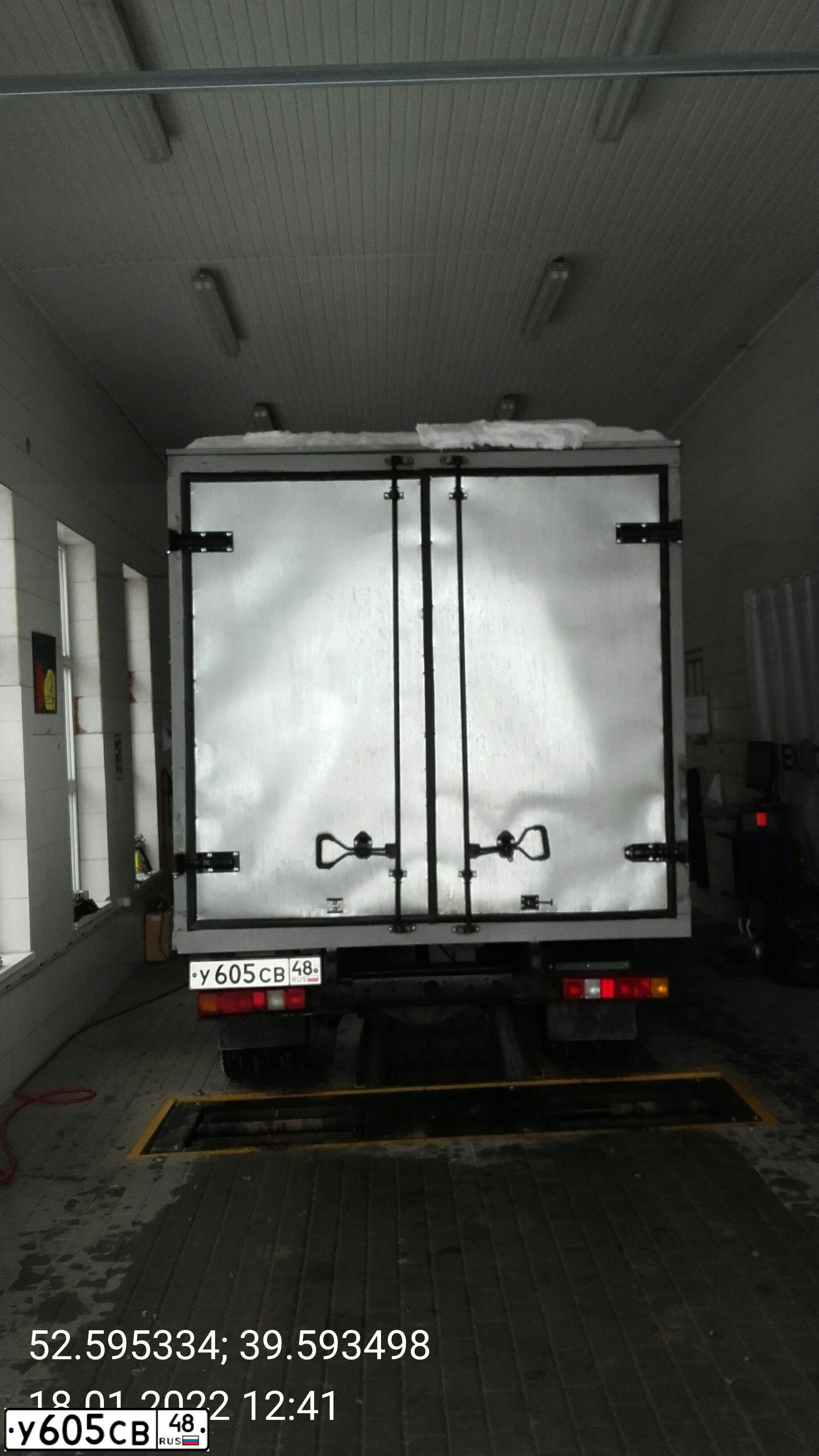 Фото автомобиля GAZ 3302 GAZEL, 2006 — госномер У605СВ48. Цвет: Белый