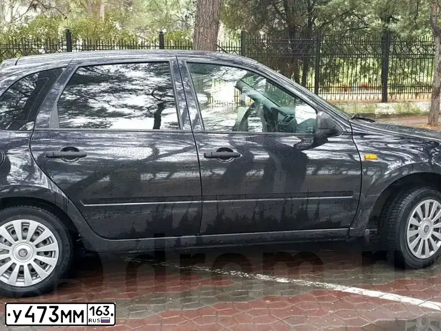 Фото автомобиля LADA 2192 KALINA, 2013 — госномер Р894МА126. Цвет: СИНЕ-ЧЕРНЫЙ