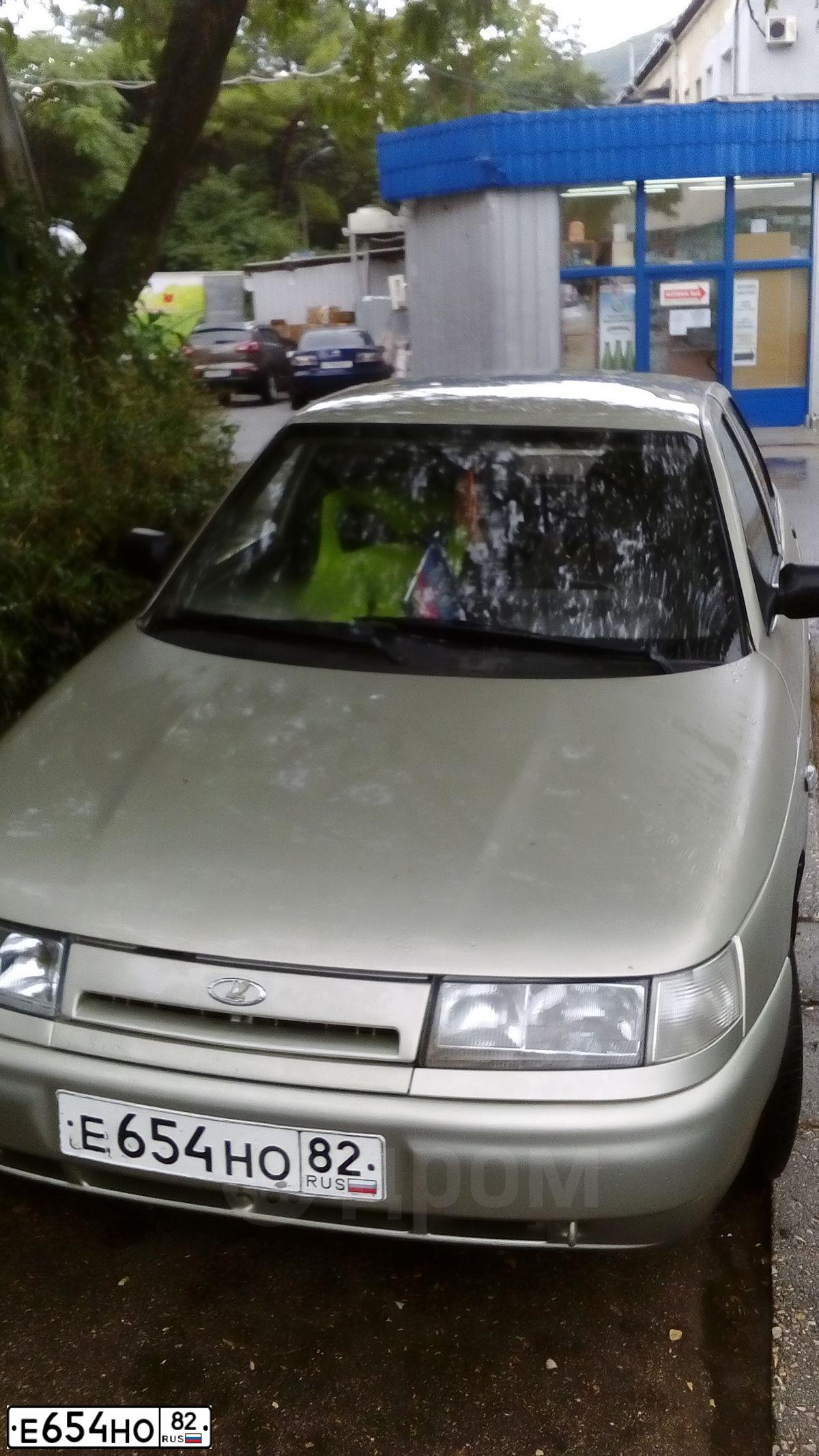 Фото автомобиля LADA 2110, 2005 — госномер М237ТК82. Цвет: СЕРЕБРИСТО-БЕЖЕВЫЙ