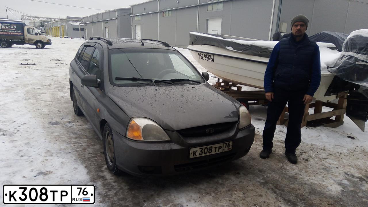 Фото автомобиля KIA RIO, 2003 — госномер К308ТР76. Цвет: СЕРЫЙ
