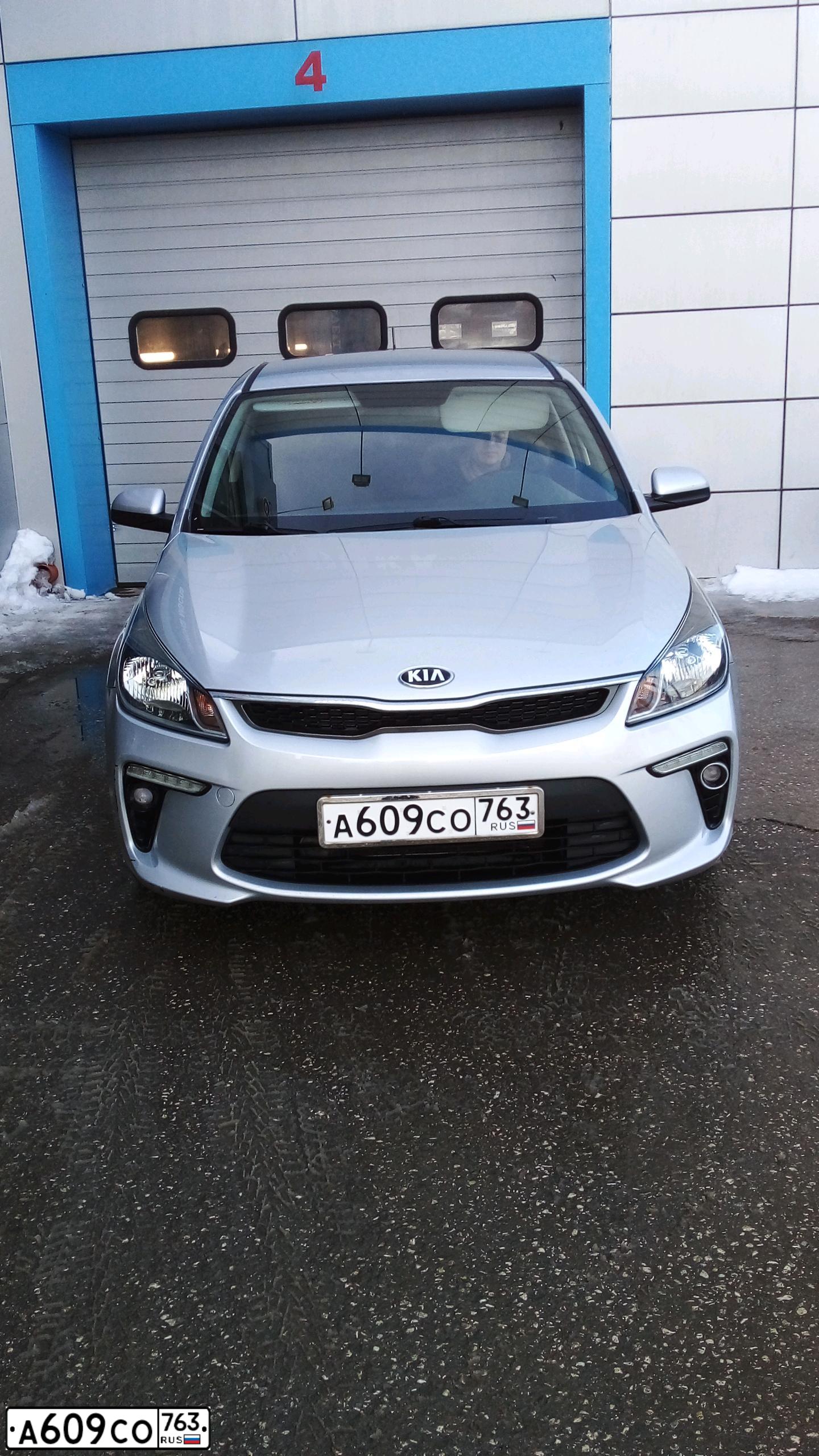 Фото автомобиля KIA RIO, 2018 — госномер С750УМ58. Цвет: Серебристый