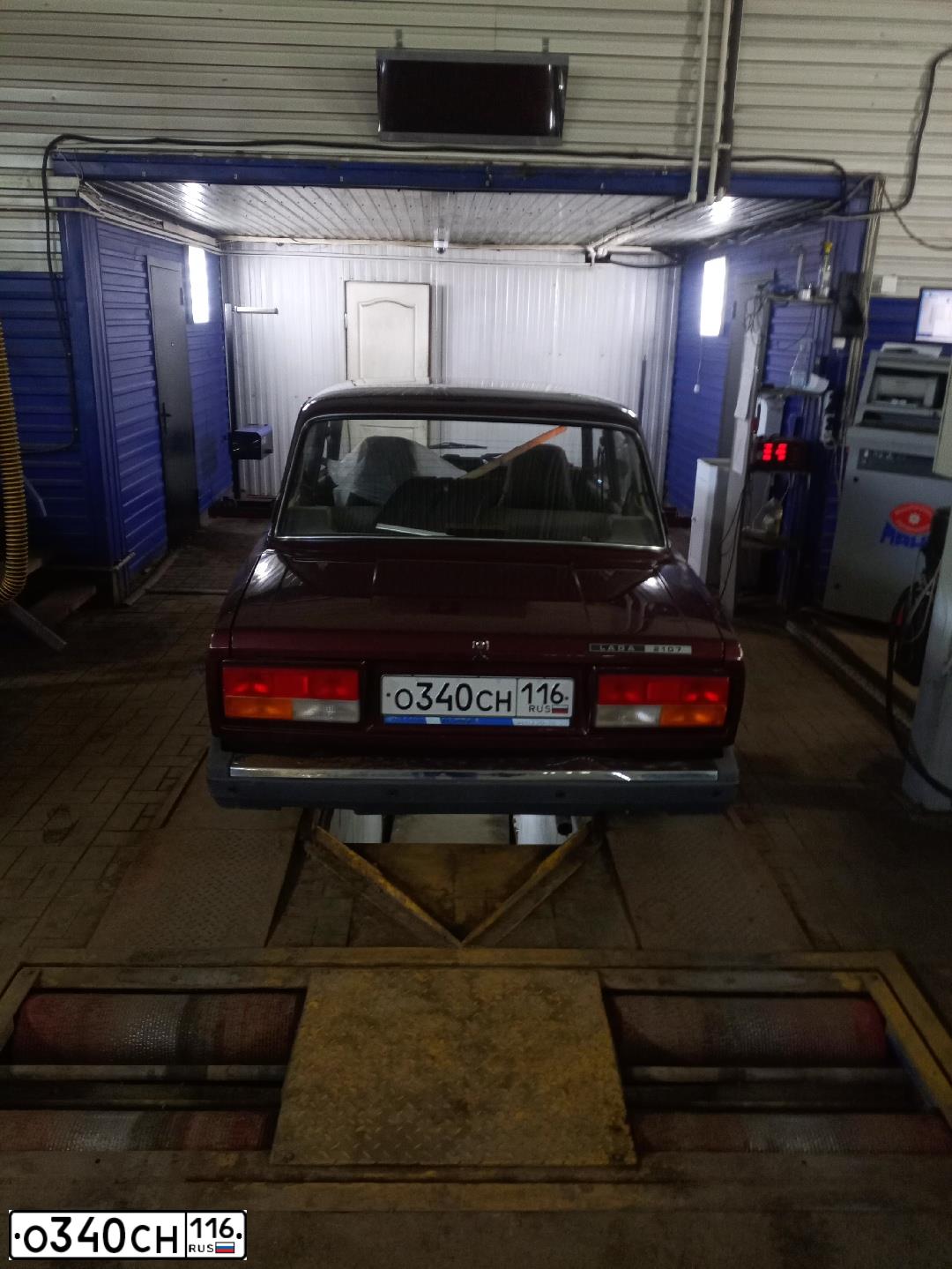 Фото автомобиля LADA 2107, 2011 — госномер О340СН116. Цвет: СЕРЕБРИСТО-КРАСНЫЙ