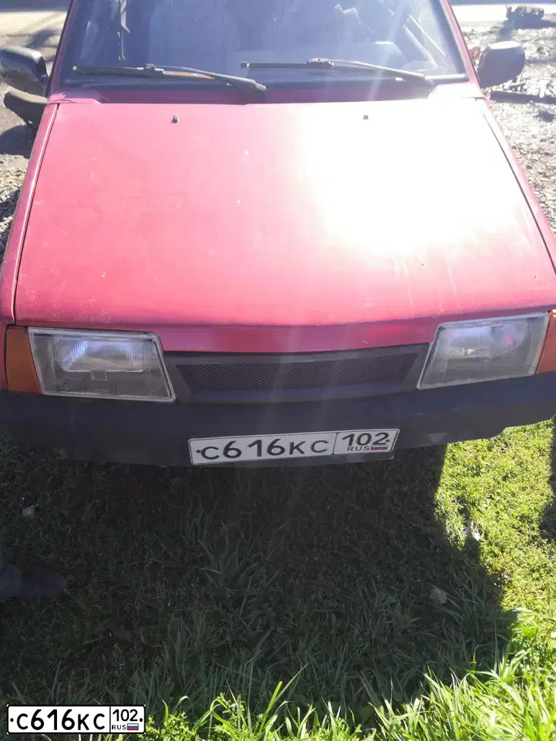 Фото автомобиля LADA 2109 SAMARA, 2000 — госномер С616КС102. Цвет: СЕРЕБРИСТО-ТЕМНО-КРАСНЫЙ