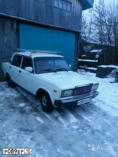 Фото автомобиля LADA 2107, 1996 — госномер Р089ЕР43. Цвет: Белый
