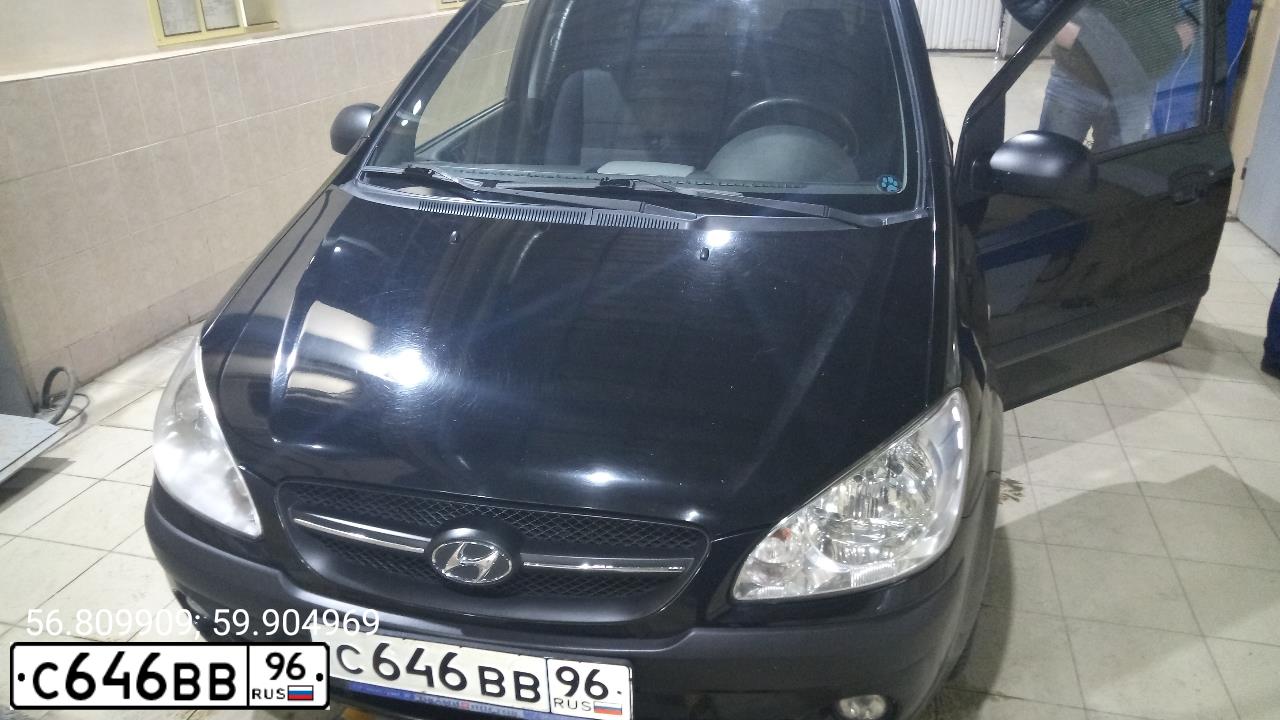 Фото автомобиля HYUNDAI GETZ, 2010 — госномер У176АА196. Цвет: ЧЕРНЫЙ