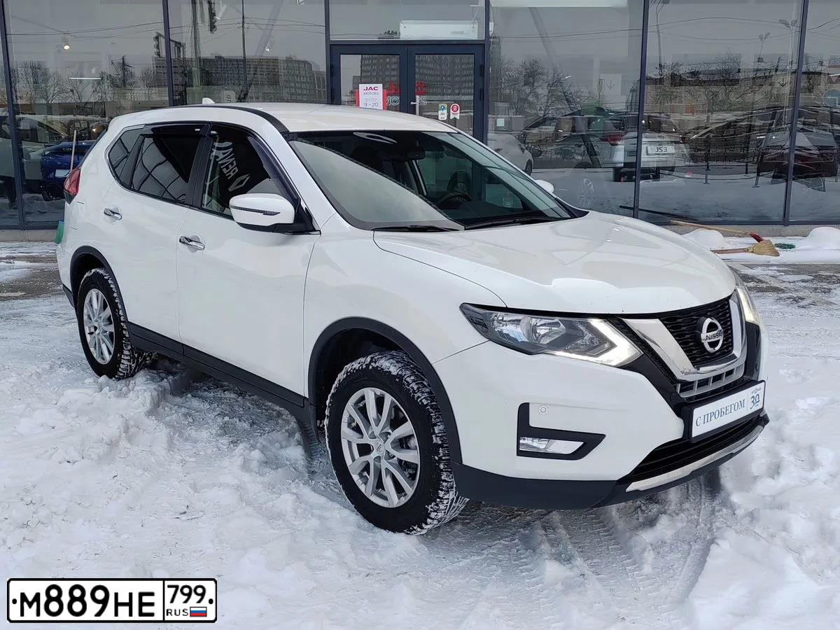 Фото автомобиля NISSAN X-TRAIL, 2018 — госномер Х995УО193. Цвет: Белый