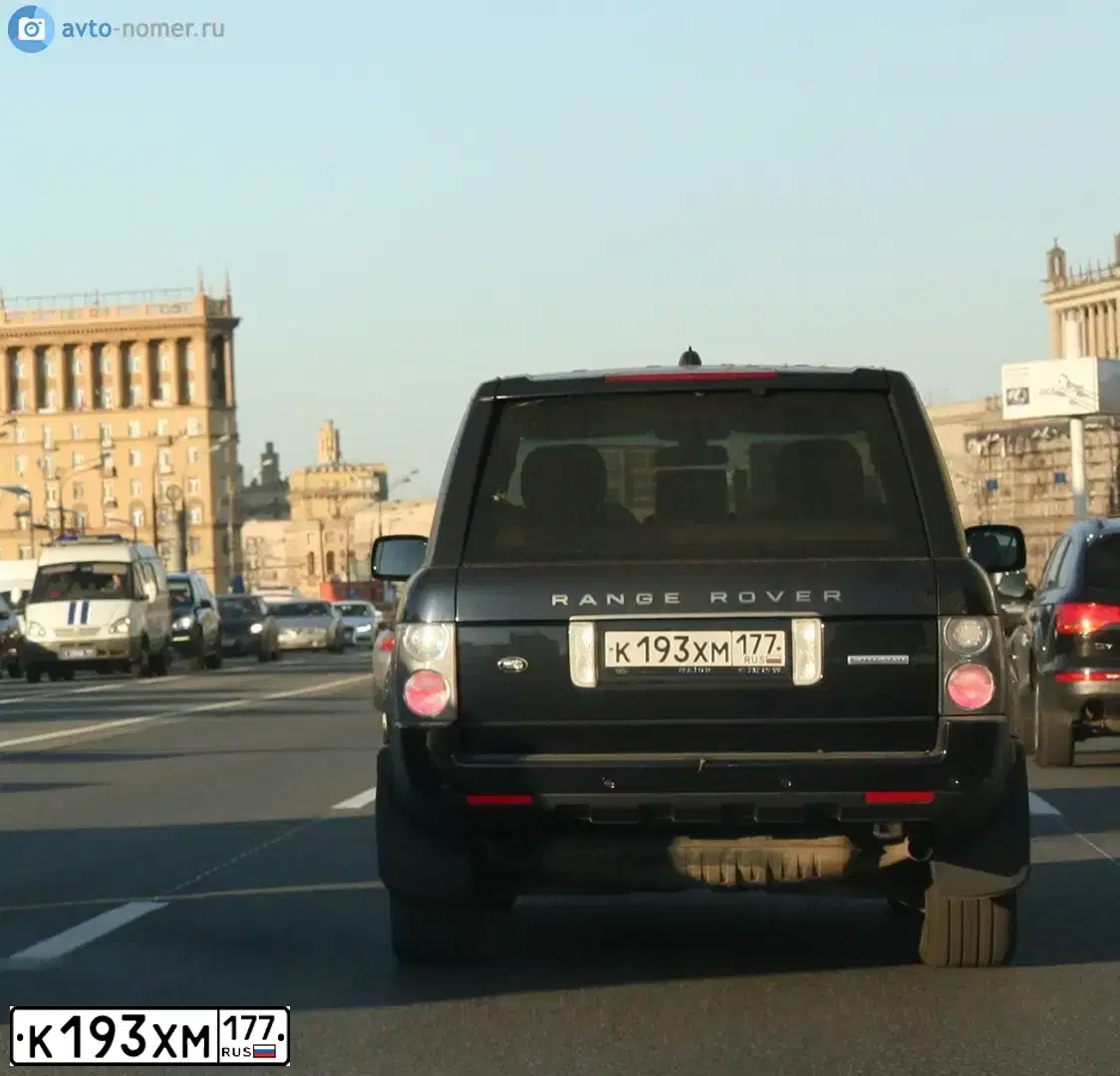 Фото автомобиля LAND ROVER RANGE ROVER, 2007 — госномер М599ВР977. Цвет: ТЕМНО-СИНИЙ