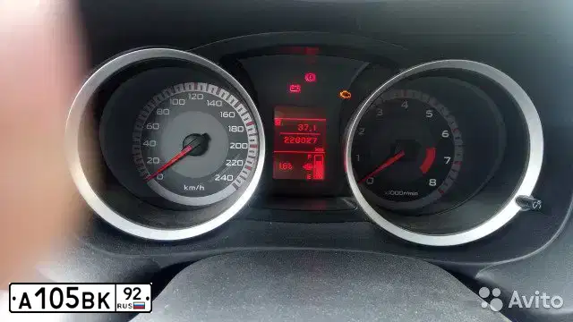 Фото автомобиля MITSUBISHI LANCER, 2007 — госномер А105ВК92. Цвет: ЧЕРНЫЙ