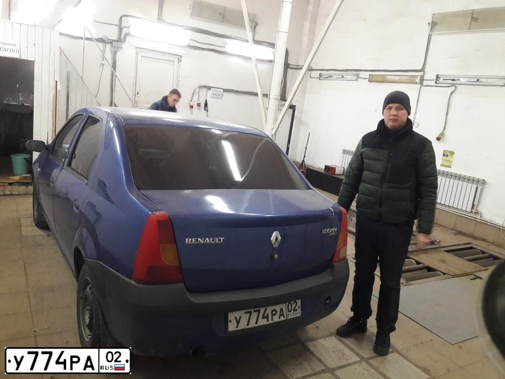 Фото автомобиля RENAULT LOGAN, 2008 — госномер У774РА02. Цвет: СИНИЙ МЕТАЛЛИК