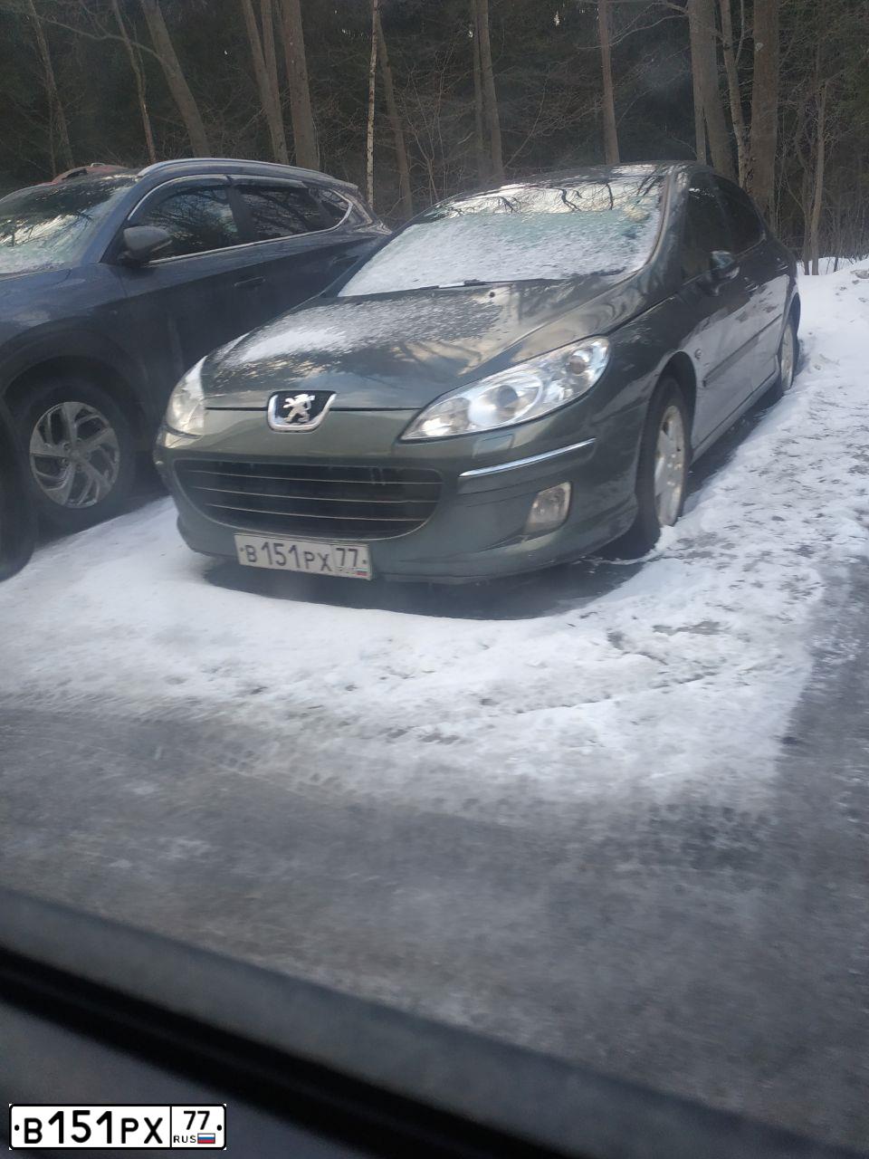 Фото автомобиля PEUGEOT 407, 2007 — госномер В151РХ77. Цвет: ЗЕЛЕНЫЙ ТЕМНЫЙ
