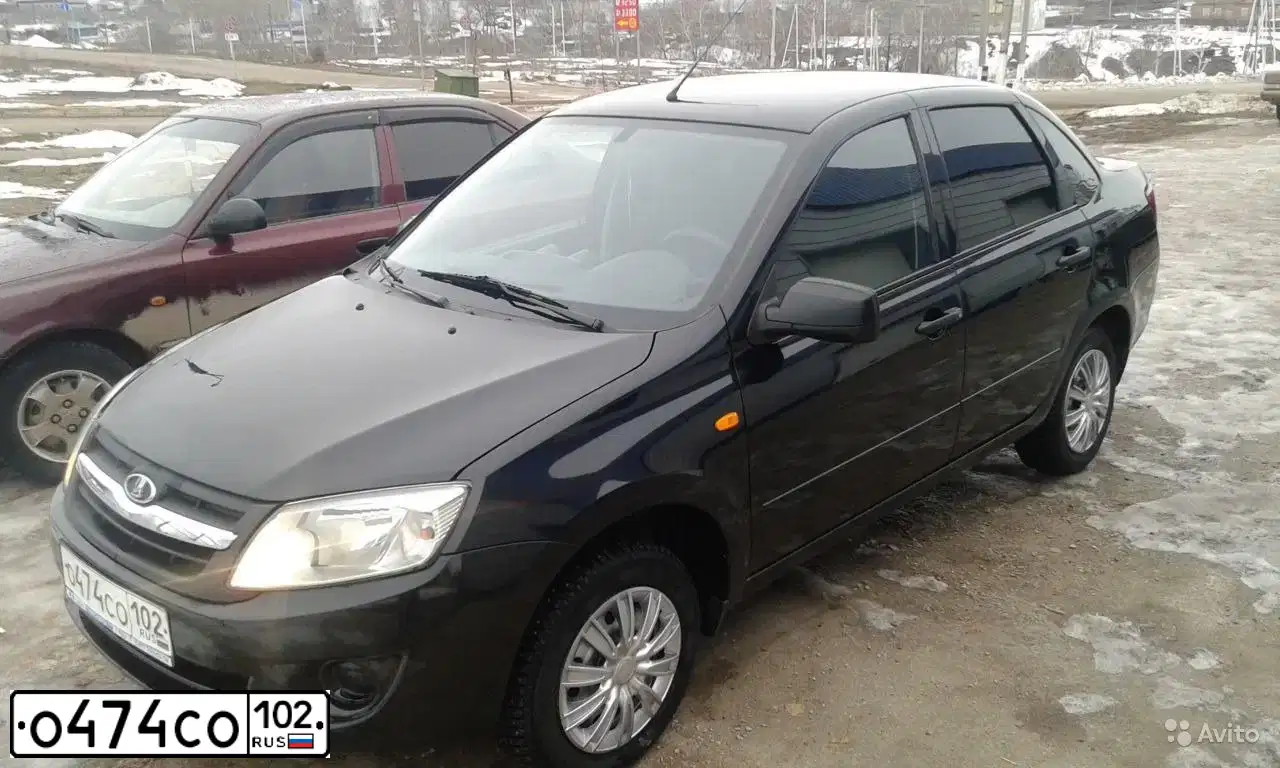 Фото автомобиля LADA 2190 GRANTA, 2013 — госномер О474СО102. Цвет: СИНЕ-ЧЕРНЫЙ