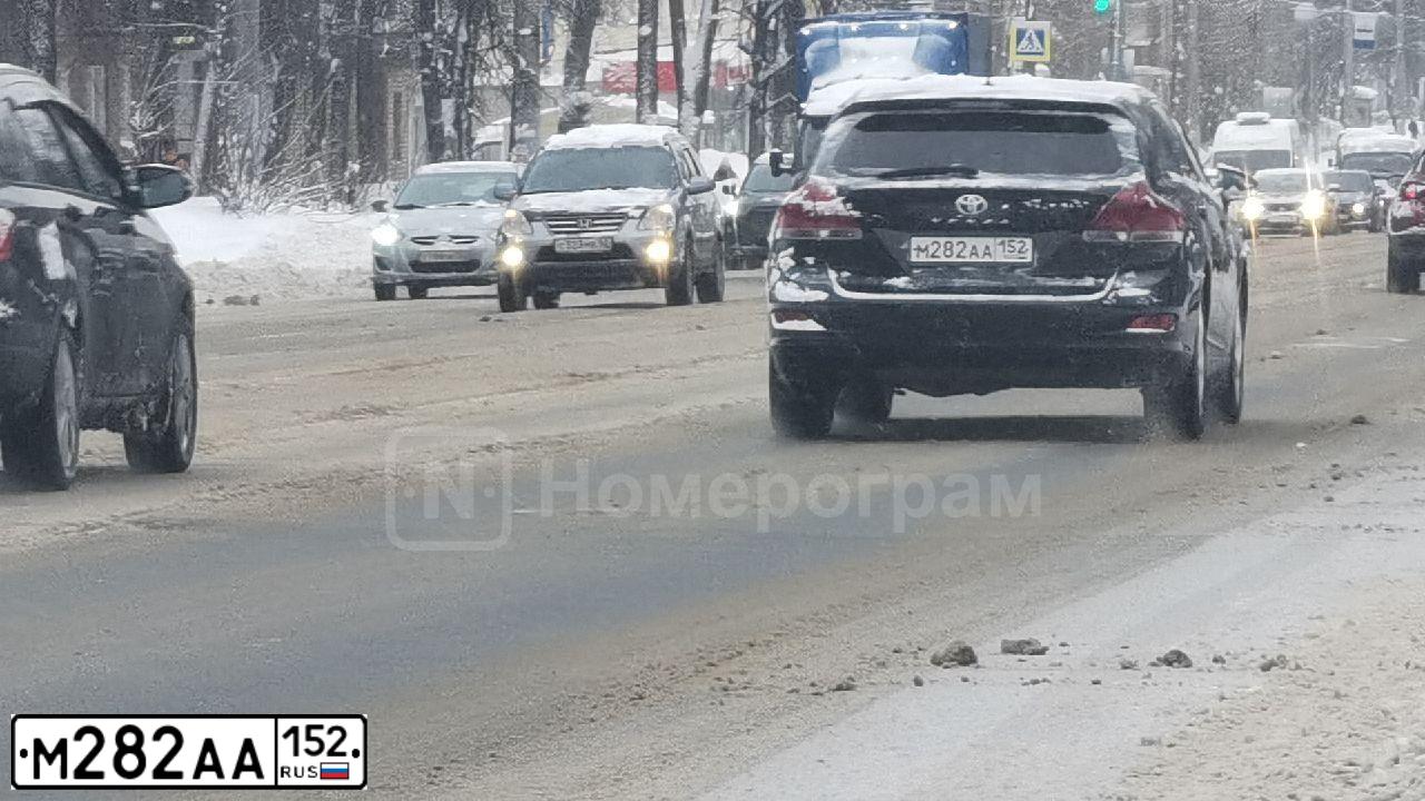 Фото автомобиля TOYOTA VENZA, 2013 — госномер М282АА152. Цвет: ЧЕРНЫЙ