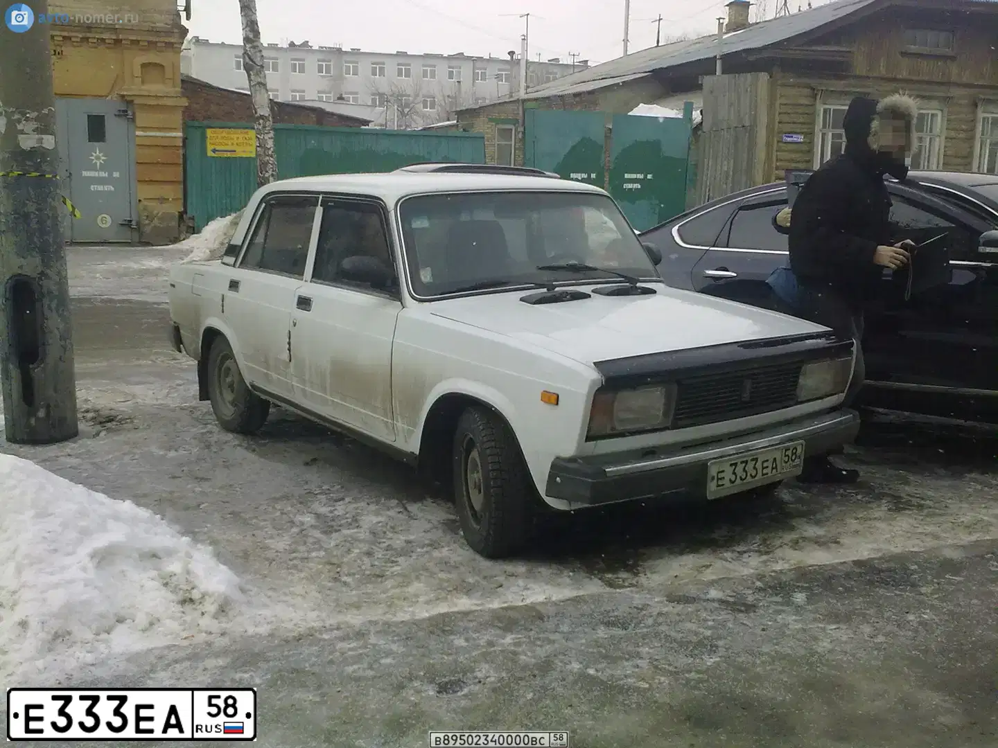 Фото автомобиля LADA 2105, 2005 — госномер Е333ЕА58. Цвет: ЯРКО-БЕЛЫЙ