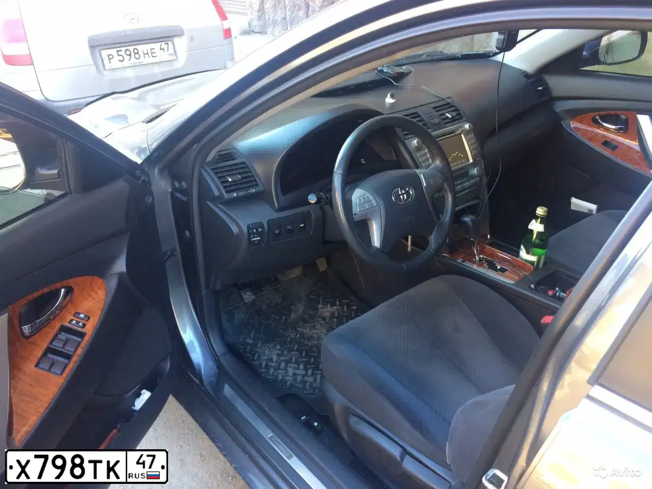 Фото автомобиля TOYOTA CAMRY, 2008 — госномер Т080УА31. Цвет: СЕРЫЙ