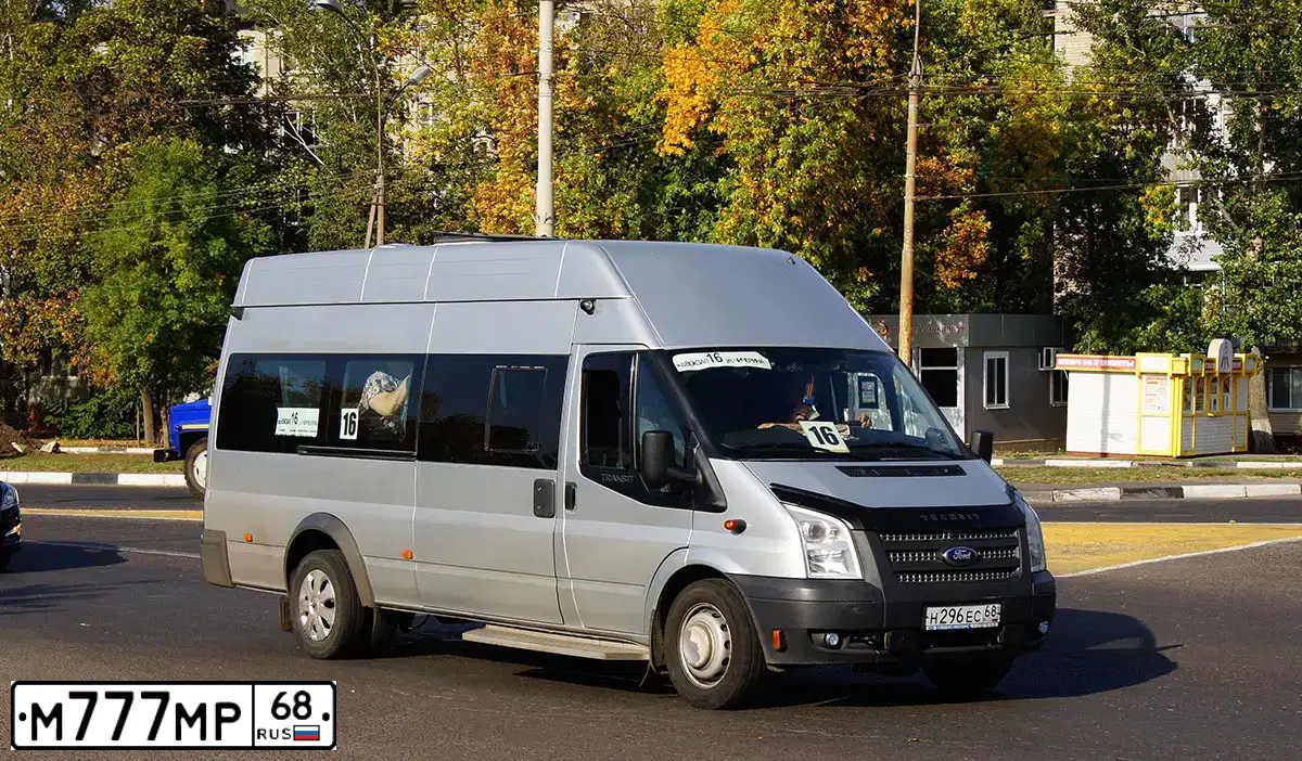 Фото автомобиля LADA 2112, 2005 — госномер Р832ТТ62. Цвет: сине-зеленый