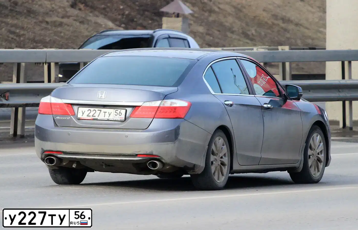 Фото автомобиля HONDA ACCORD, 2013 — госномер У227ТУ56. Цвет: ТЕМНО-СЕРЫЙ