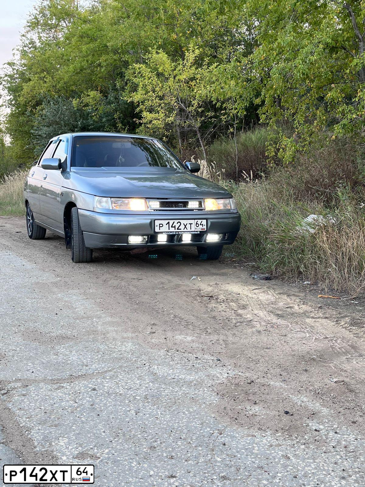 Фото автомобиля LADA 2109 SAMARA, 2002 — госномер Т763АР64. Цвет: СЕРЕБРИСТЫЙ СЕРО-ЗЕЛЕНЫЙ