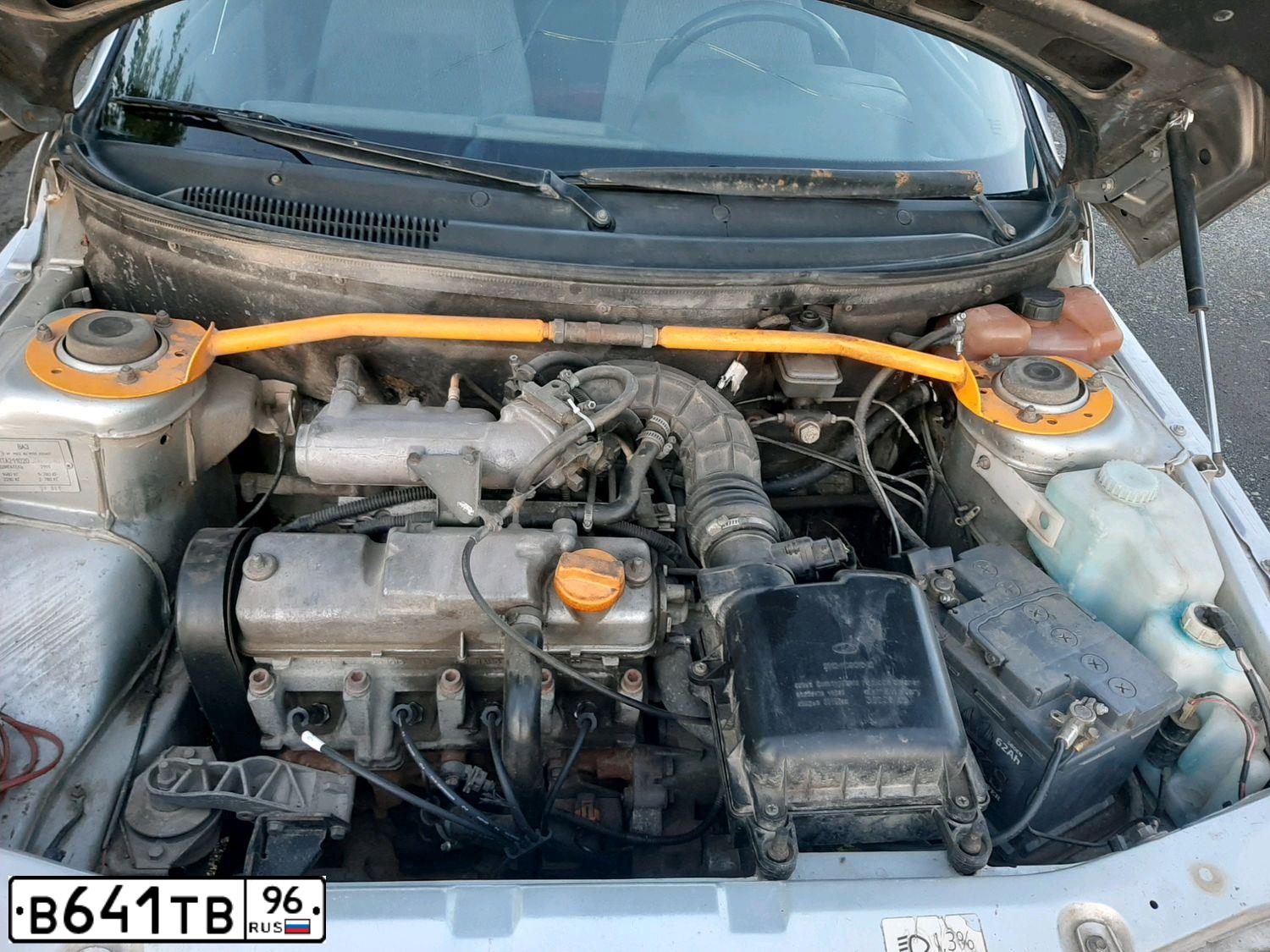 Фото автомобиля LADA 2110 LADA, 2003 — госномер В641ТВ96. Цвет: СЕРЕБРИСТЫЙ