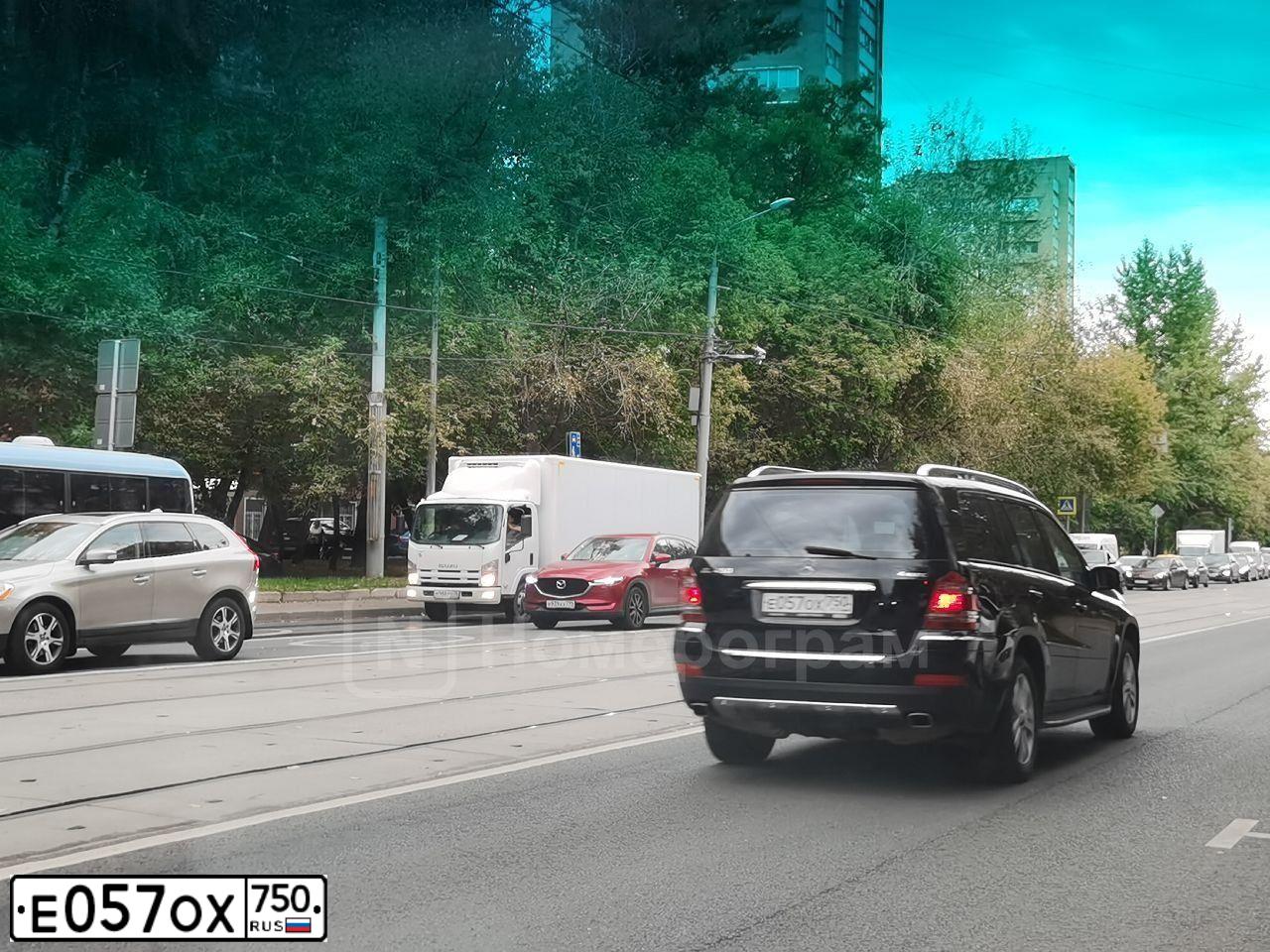 Фото автомобиля MERCEDES GL-KLASSE, 2007 — госномер С204ВА250. Цвет: ЧЕРНЫЙ