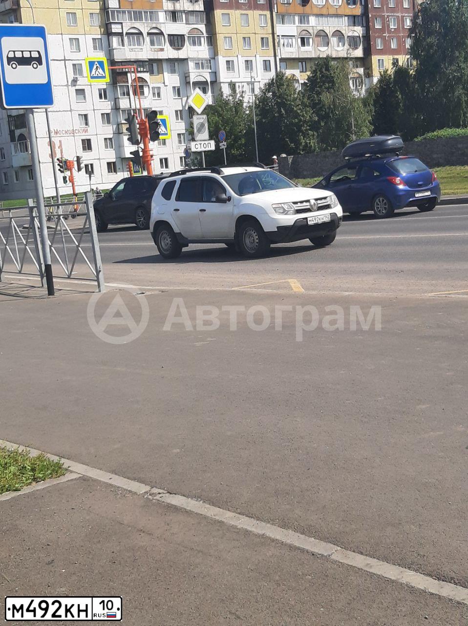 Фото автомобиля VOLKSWAGEN JETTA, 2009 — госномер М492КН10. Цвет: ЧЕРНЫЙ