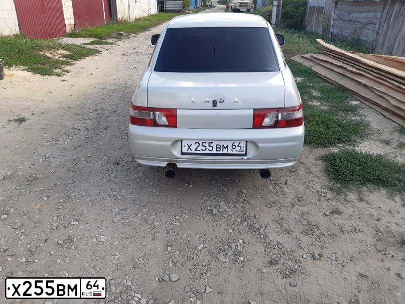 Фото автомобиля LADA 2110 LADA, 2002 — госномер Х255ВМ64. Цвет: СЕРЕБРИСТО-ЖЕЛТО-ЗЕЛЕНЫЙ