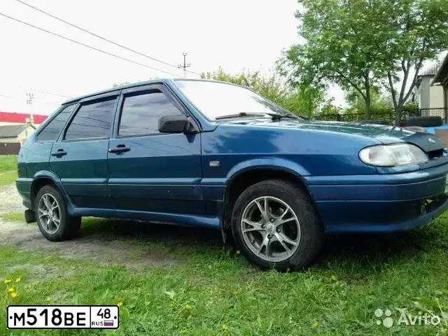 Фото автомобиля LADA 2114 SAMARA, 2005 — госномер Р148ЕЕ136. Цвет: сине-зеленый