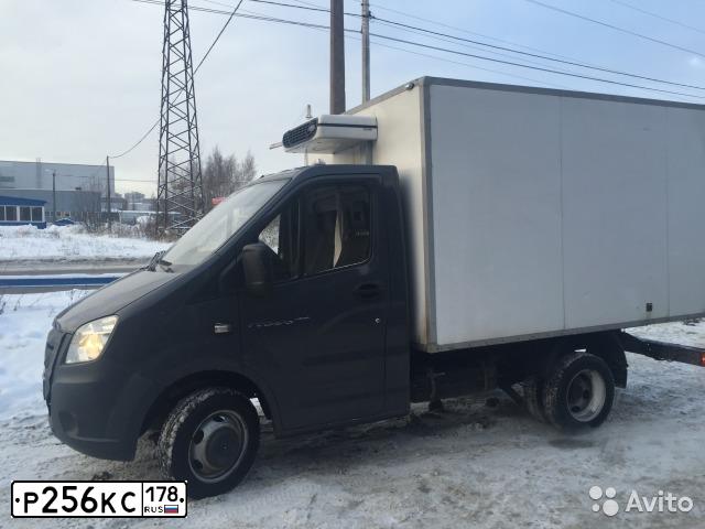 Фото автомобиля GAZ EL NEXT, 2013 — госномер Р256КС178. Цвет: СЕРЫЙ