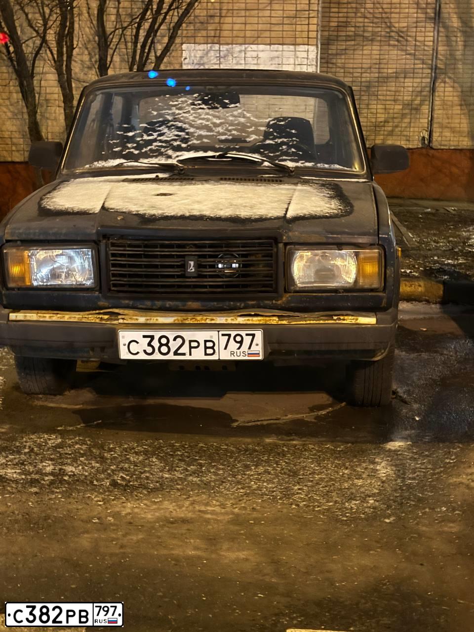 Фото автомобиля LADA 2107, 2008 — госномер А757КР977. Цвет: Темно-зеленый