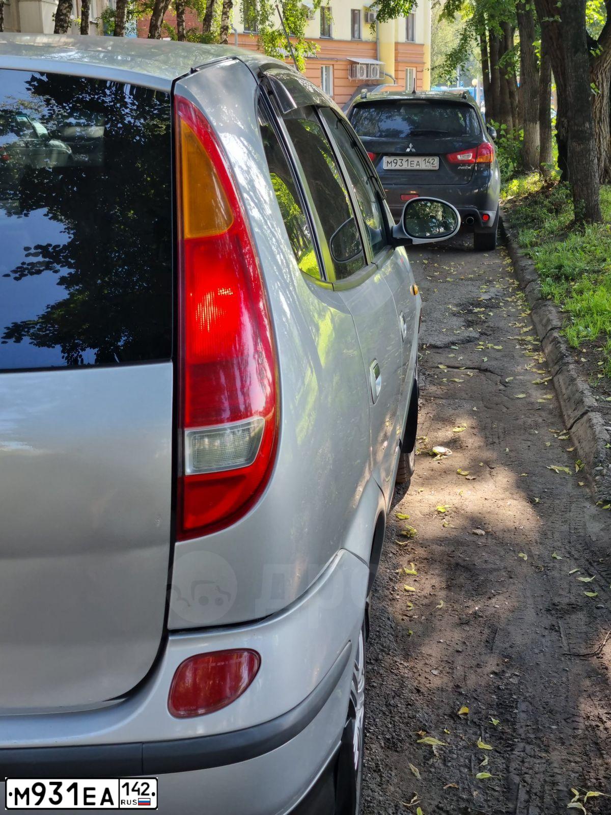 Фото автомобиля MITSUBISHI ASX, 2013 — госномер М931ЕА142. Цвет: ЧЕРНЫЙ