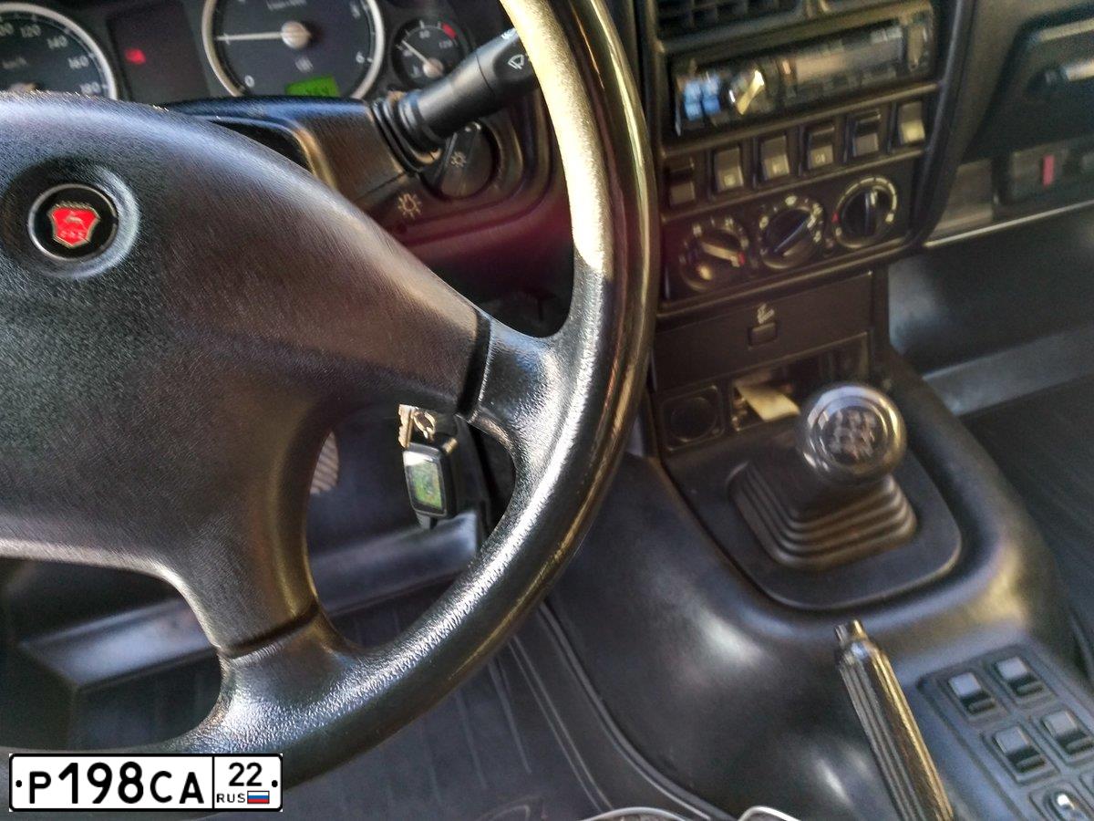 Фото автомобиля GAZ 3110 WOLGA, 2006 — госномер Р198СА22. Цвет: БУРАН