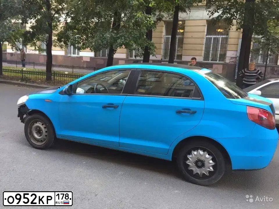 Фото автомобиля CHERY BONUS /A13/, 2012 — госномер М800КУ178. Цвет: СИНИЙ